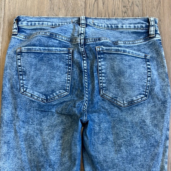 Free People Great Heights Distressed Jeans Size 29 - Picture 8 of 8